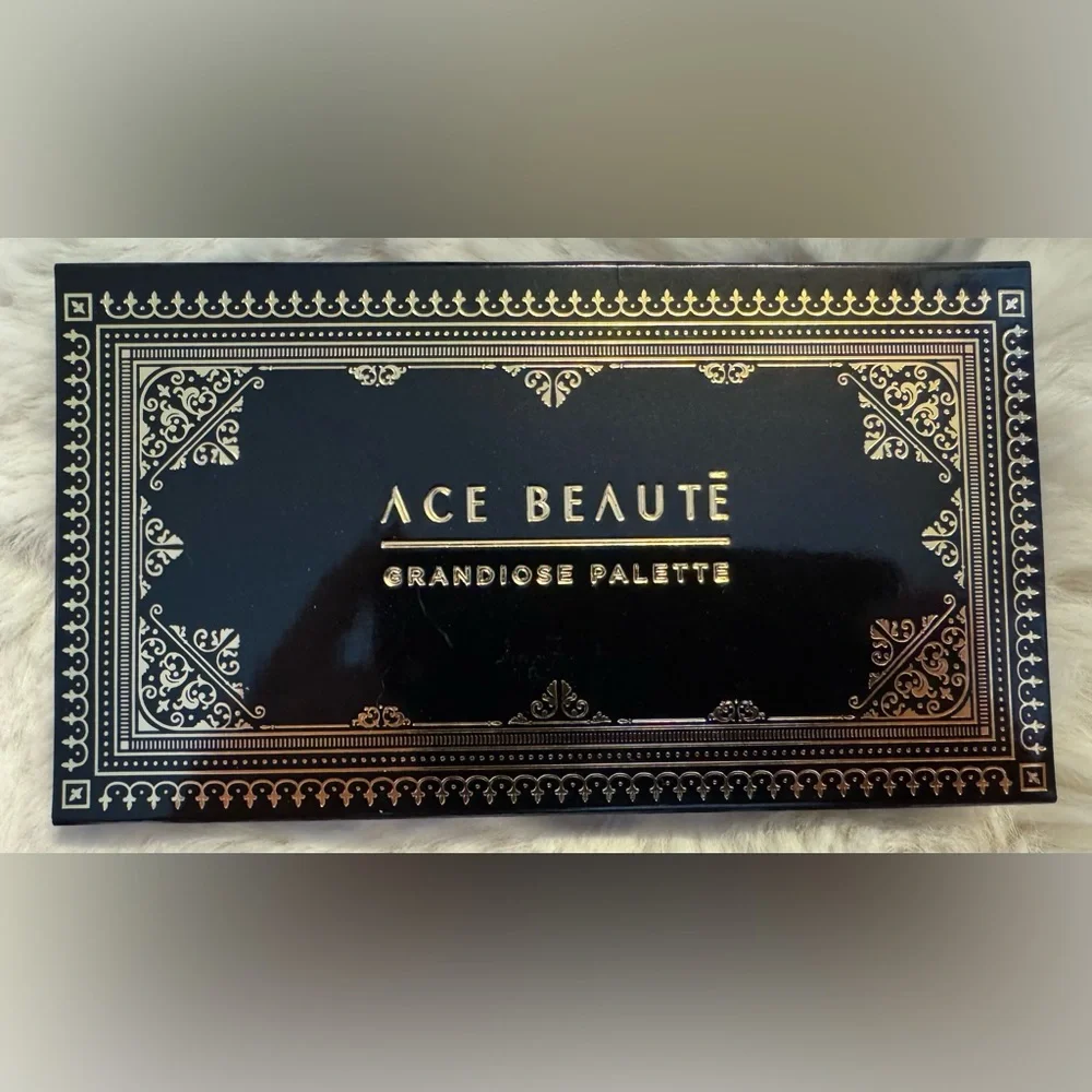 Ace Beaute Grandiose Palette - Picture 1 of 2